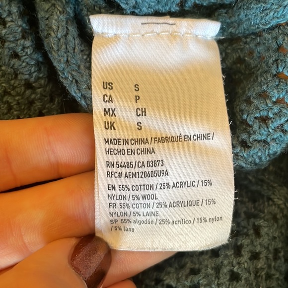 Blue Ombré American Eagle Sweater - Picture 4 of 4